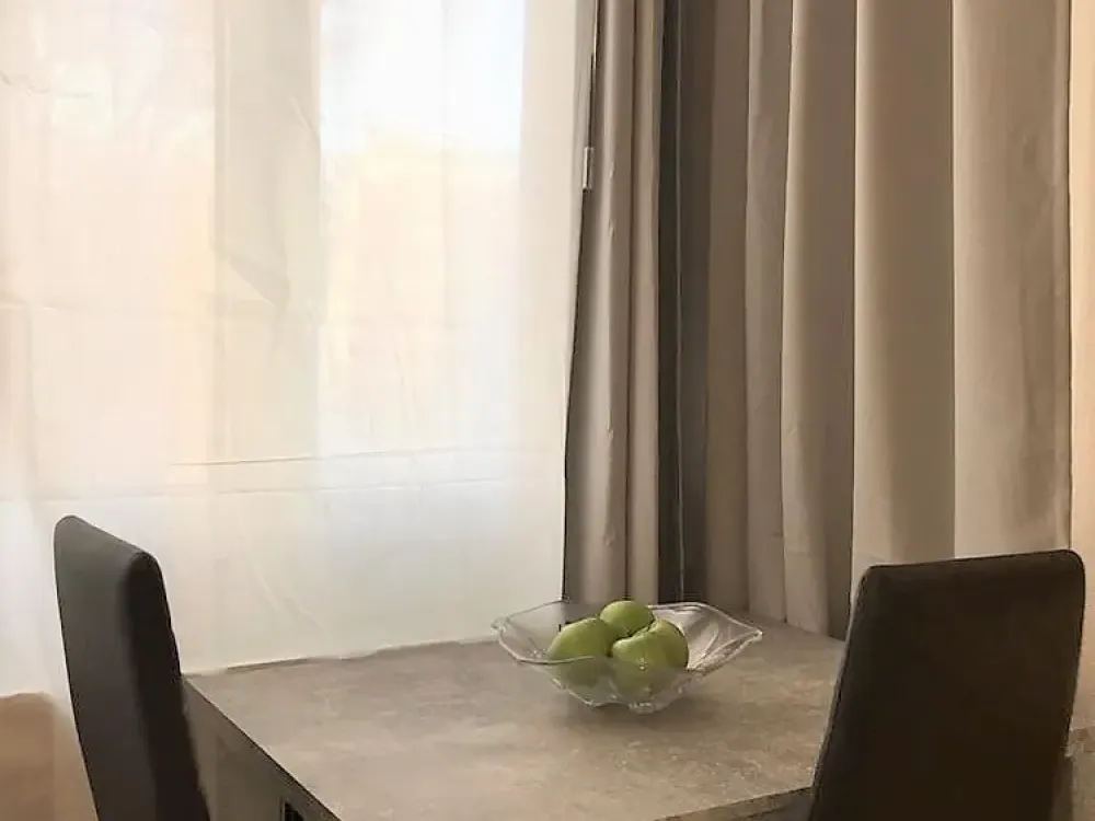 Einen Monat wohnen in Neu-Ehrenfeld-möbliertes Apartment