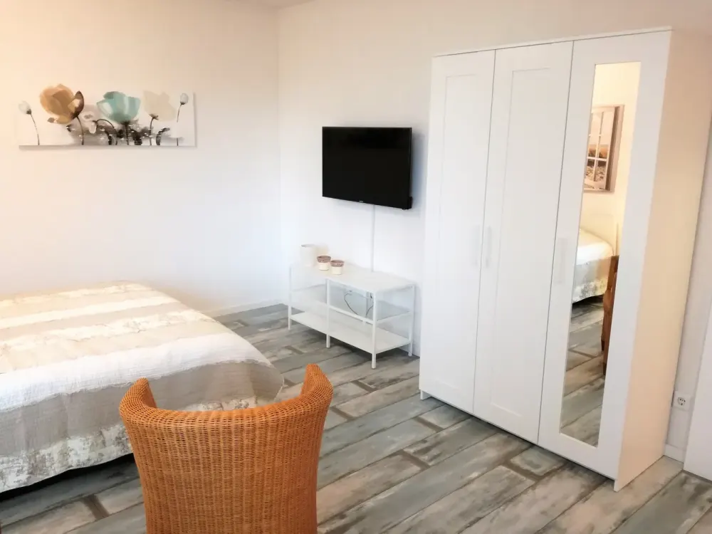 Einen Monat wohnen in Neu-Ehrenfeld-möbliertes Apartment
