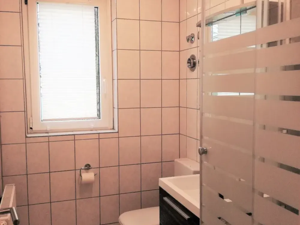 Einen Monat wohnen in Neu-Ehrenfeld-möbliertes Apartment