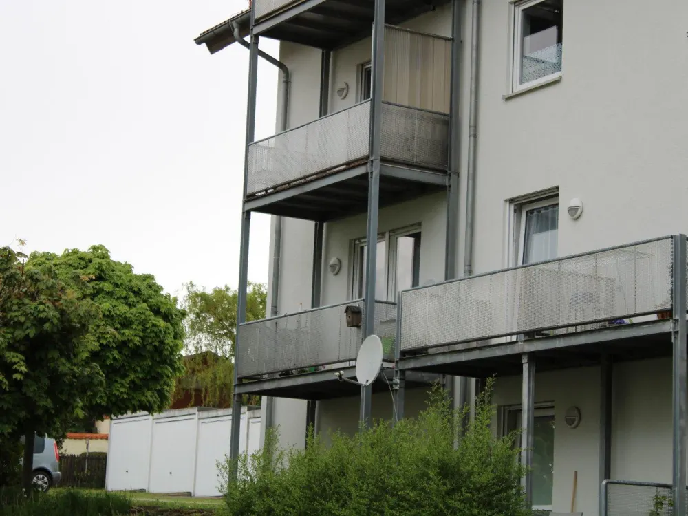 Schöne, helle 3-4-Zimmer-Wohnung m. 2 x Bad/ 2 x Balkon - Rabenau
