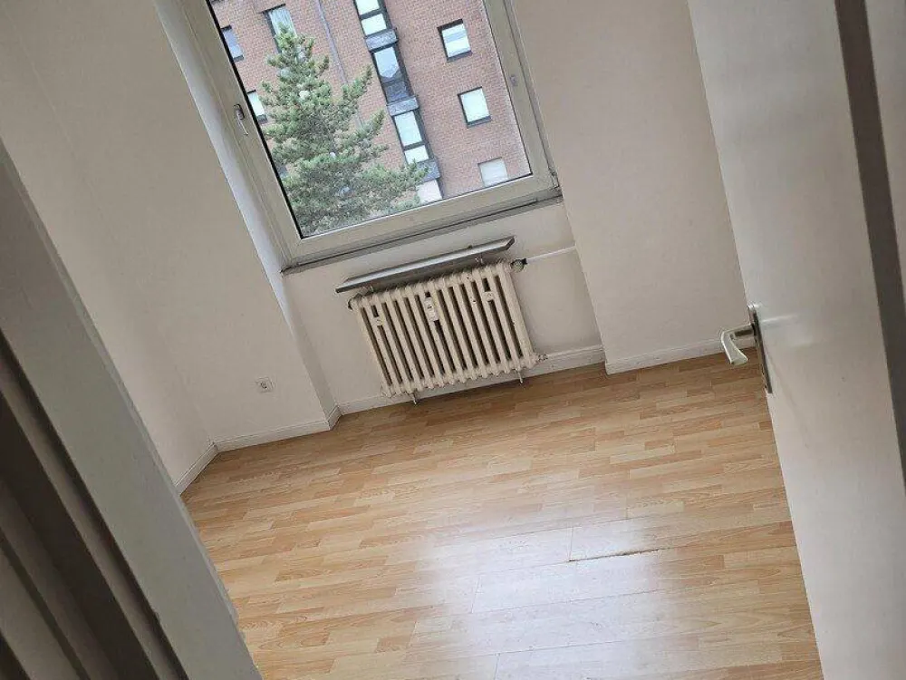 Gemütliche Zimmer in 4er WG in D-Lierenfeld zu vermieten