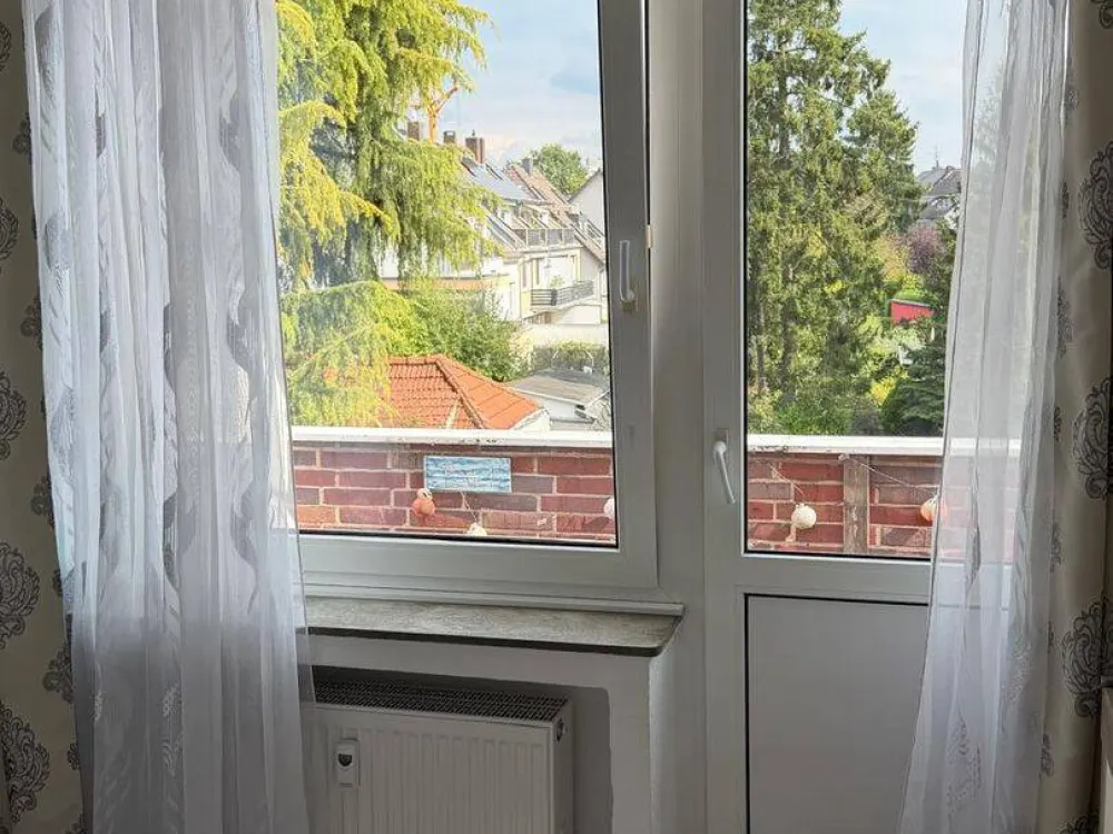 Helle 2-Zimmer-Wohnung mit Balkon in Düsseldorf-Bilk, Nähe Rhein, ab 01.11.2026