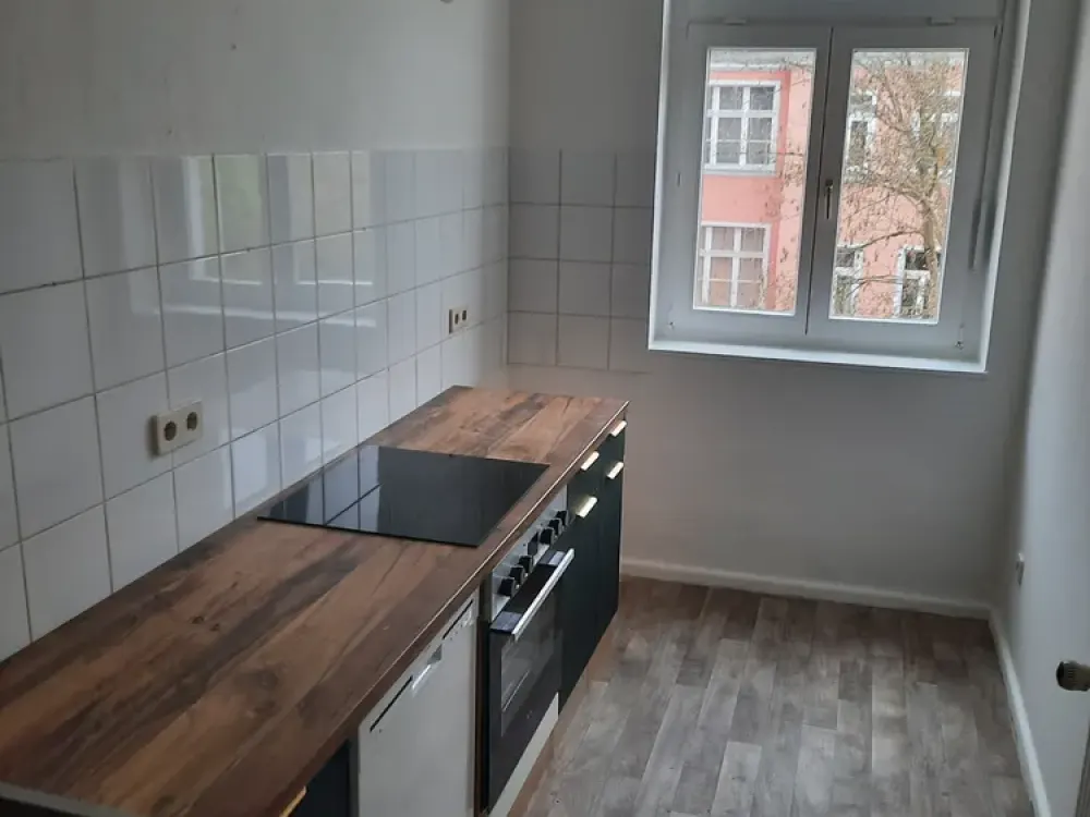 Gemütliche 2-Raum-Wohnung im Hinterhaus, 3. OG, frisch renoviert