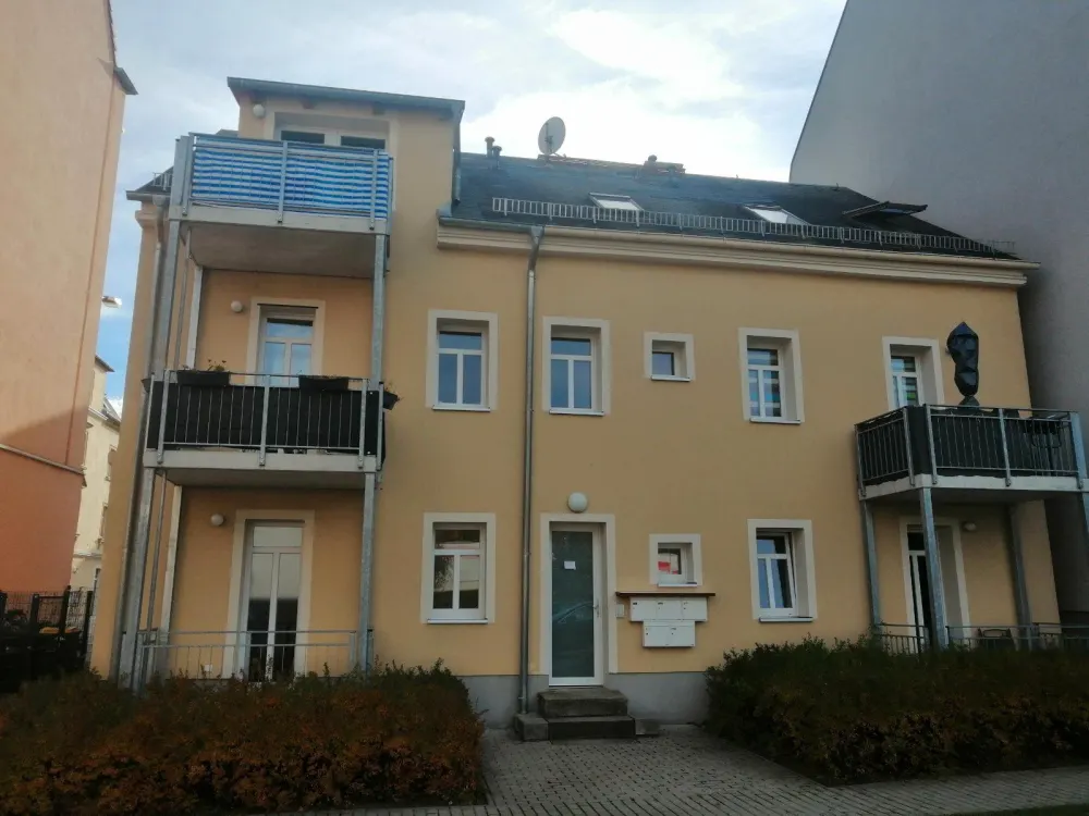 hell+schick+gemütlich: 2 Zimmer Wohnung mit Wanne/extra Küche/Balkon! #DD44