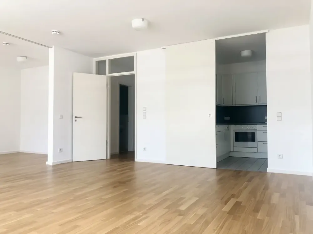 OHNE BALKON! Helle 2 Zi.-Wohnung mit tollem Ausblick am Potsdamer Platz!