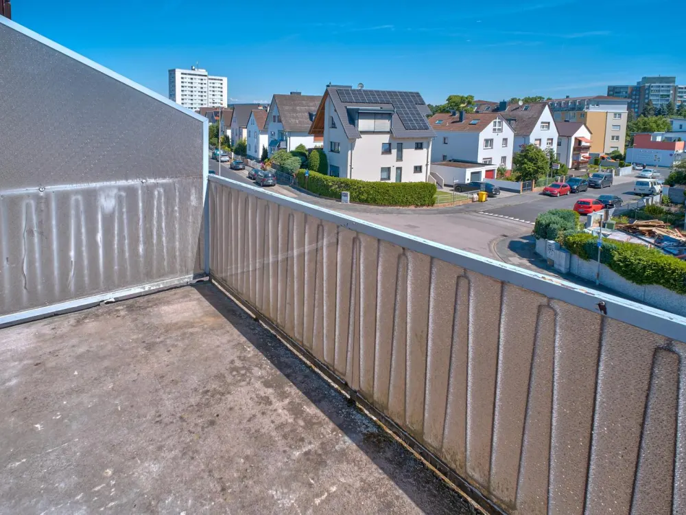 TOP-360° Besichtigung *** Erstbezug nach Sanierung *** Viel Platz mit Fernblick