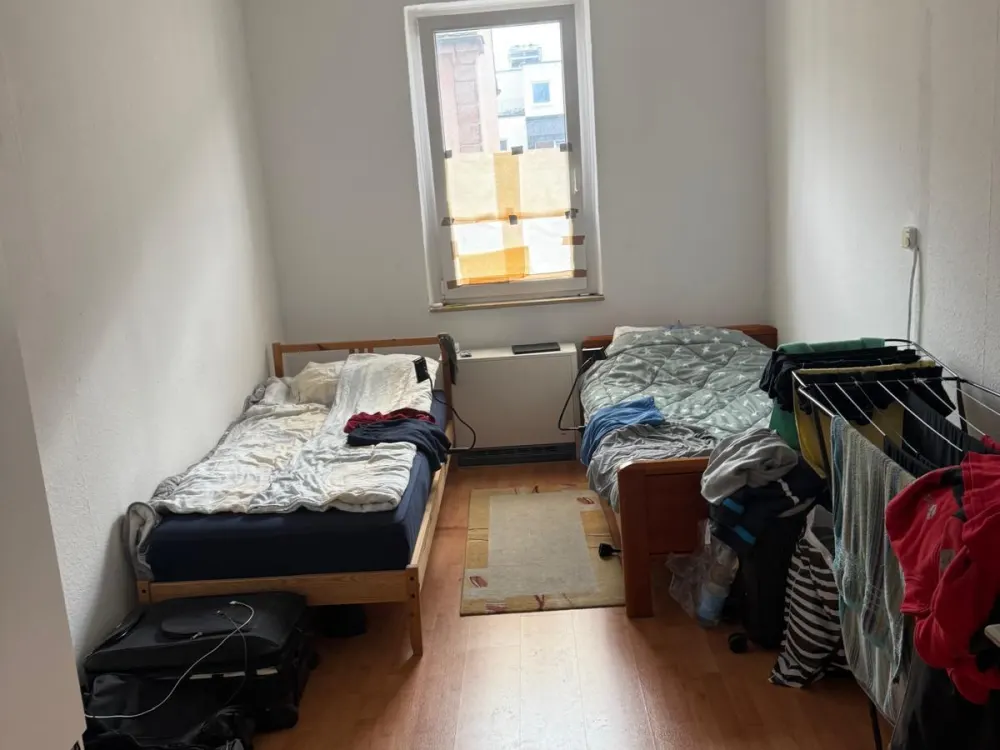 Renovierte 2ZimmerWohnung mit Einbauküche, zentral, ruhig,Uni Nah