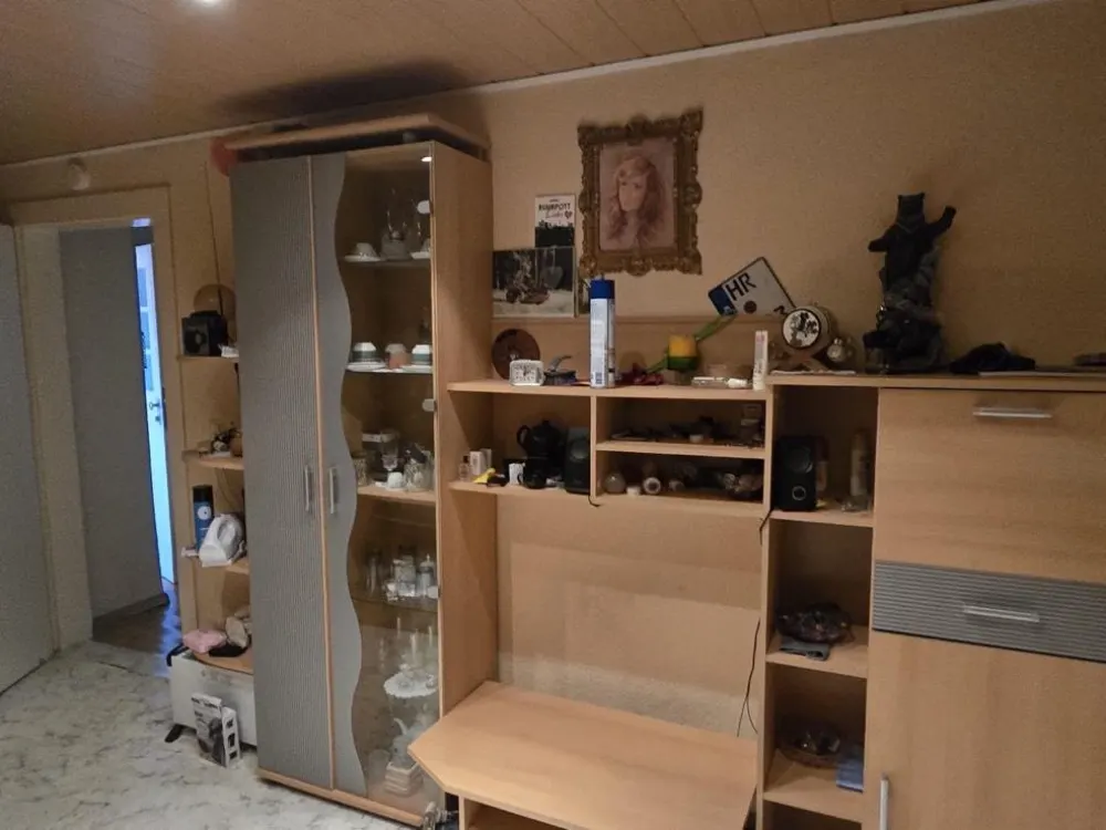 Voll Möbiliert 1 ZKB 33qm DG Wohnung