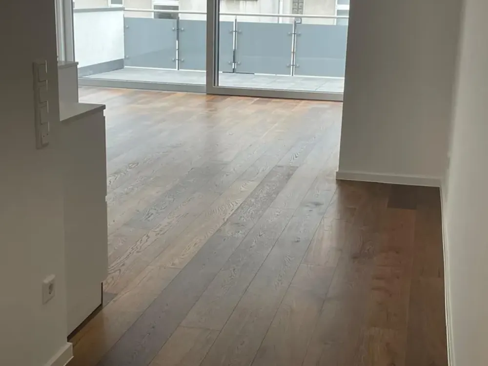 Wohnung mit Terrasse und optionalen Parkplatz