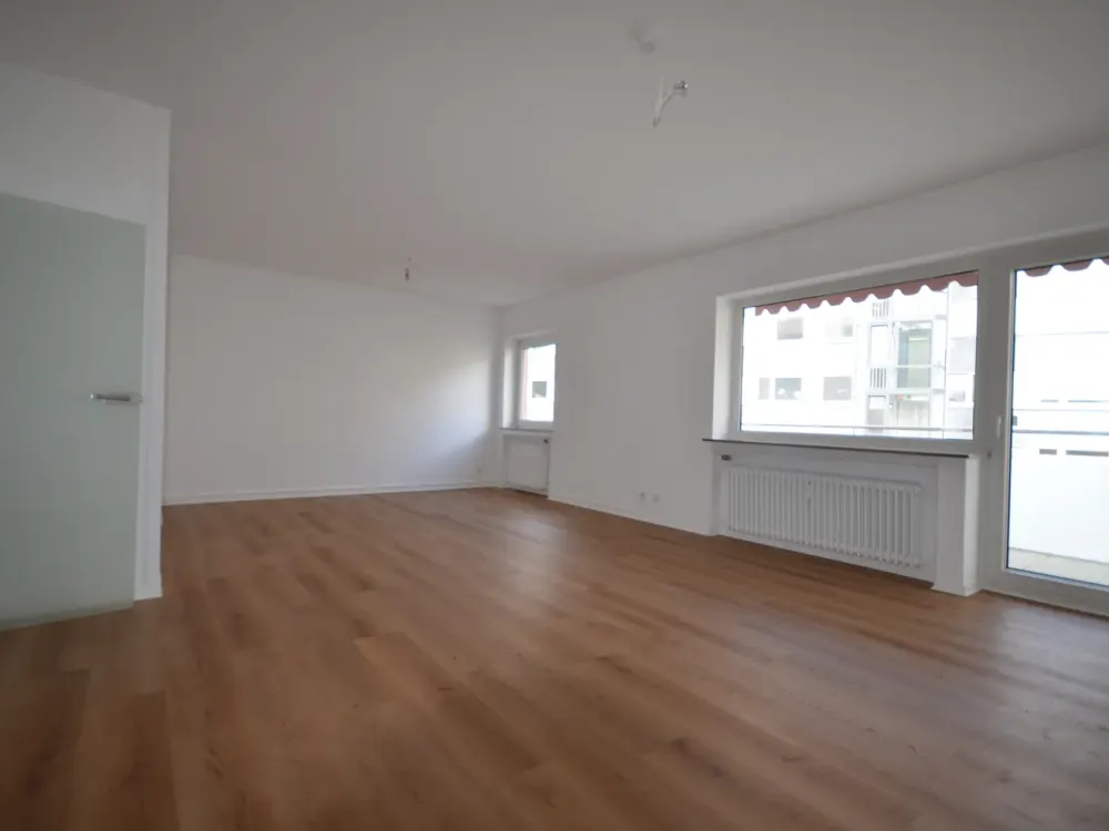 Großzügige Zwei- Raum- Wohnung | Zwei Balkone | Gesuchte Lage