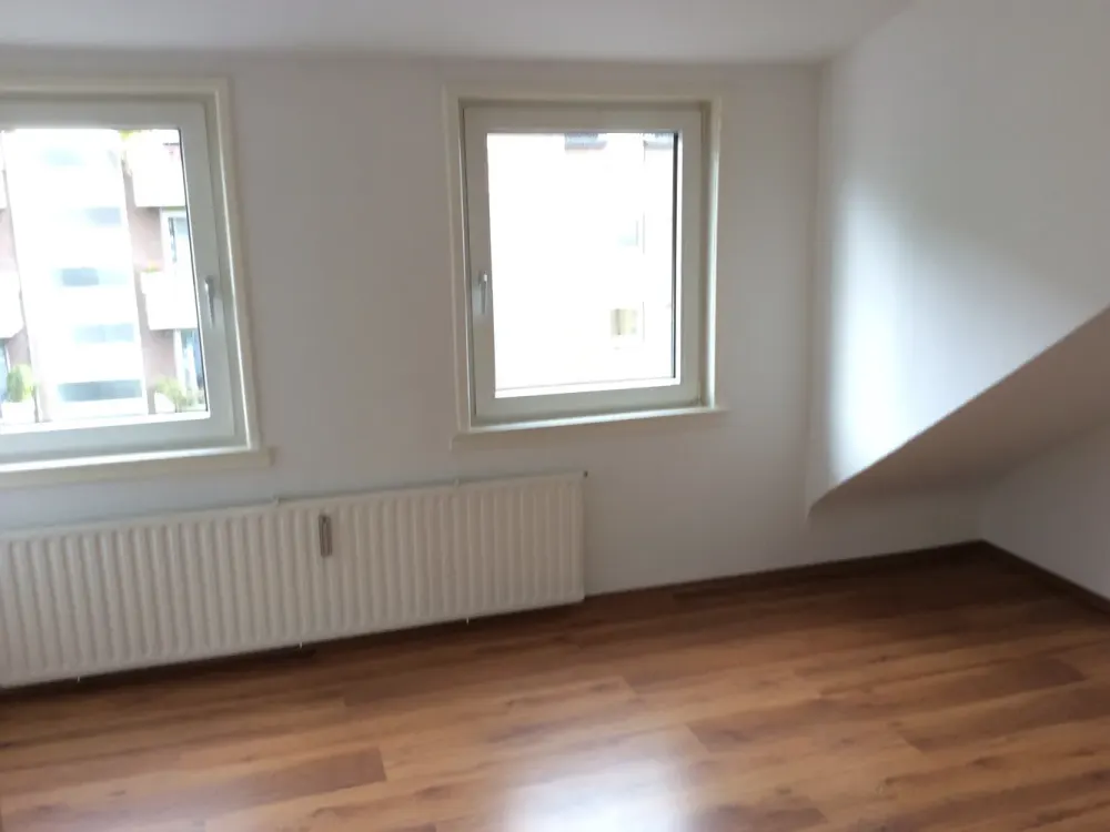 Peterswerder 3 Zimmer Dachgeschoss, Küche, SW-Balkon, ca. 58m2 sofort frei