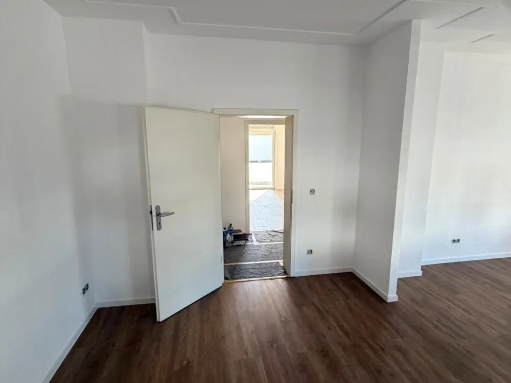 Drei Zimmerwohnung mit Balkon zu vermieten in Neunkirchen