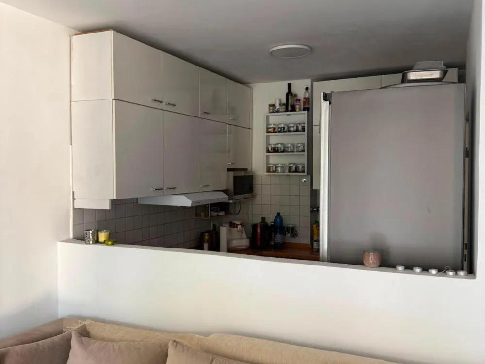 Voll möblierte 2-Zimmer-Wohnung mit Balkon in attraktiver Lage in