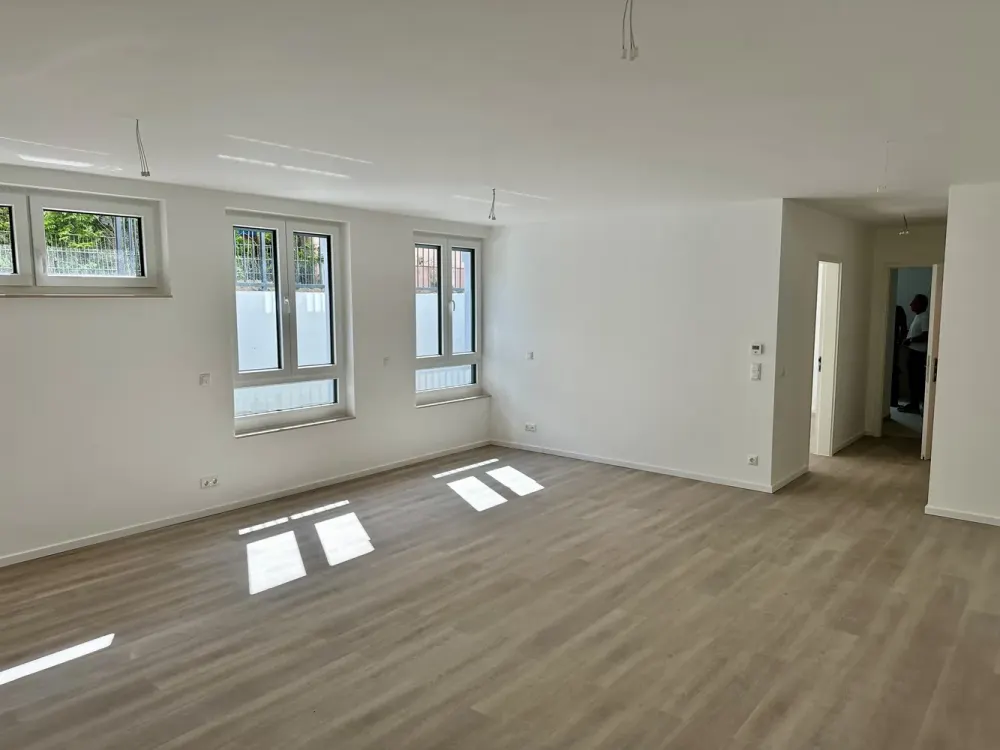 Bezugsfreie, helle Souterrainwohnung in ruhiger und gehobener Lage von Berlin-Wilhelmstadt
