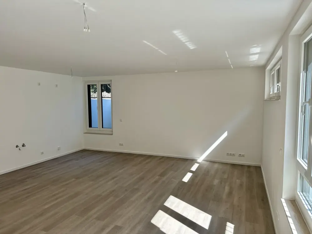Bezugsfreie, helle Souterrainwohnung in ruhiger und gehobener Lage von Berlin-Wilhelmstadt