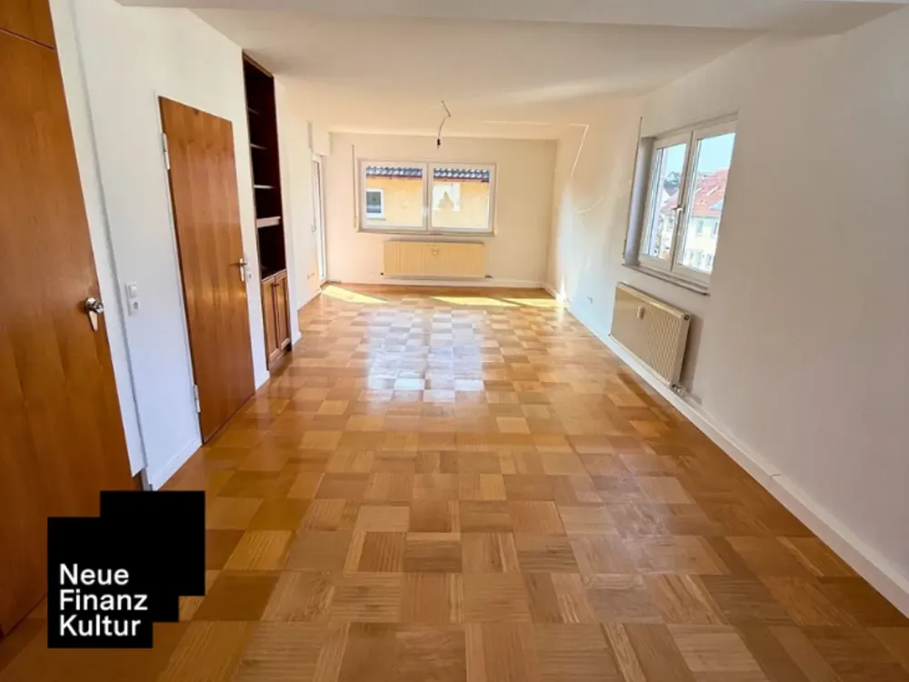 3-Zimmer-Wohnung im 1. OG mit Balkon, Garten, Gartenhaus & Garage mit Werkstatt
