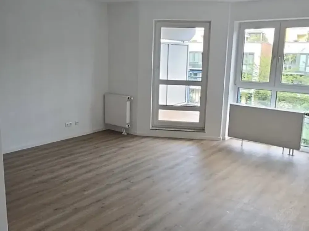 Nachmieter gesucht, schöne sanierte 1-Zimmer-Wohnung mit großem Balkon