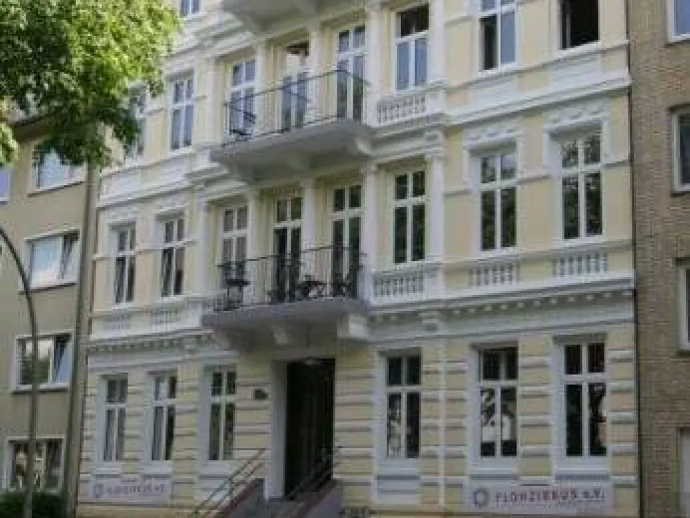 Rotherbaum: 4-Zi- Dachgeschoßwohnung in Uninähe, ideal als Wohnbüro / Praxis / Atelier