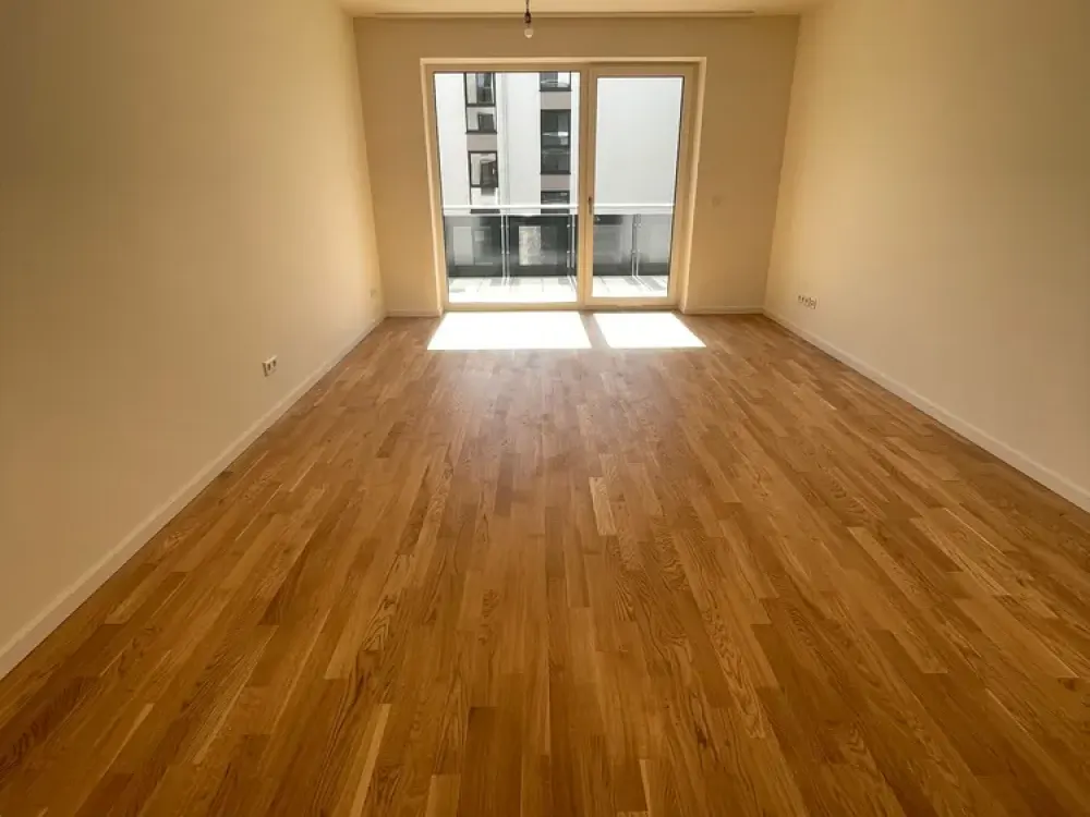KfW 40 New-Build Apartment with Fitted Kitchen, South Balcony, Real Wood Parquet, Elevator, Underground Parking