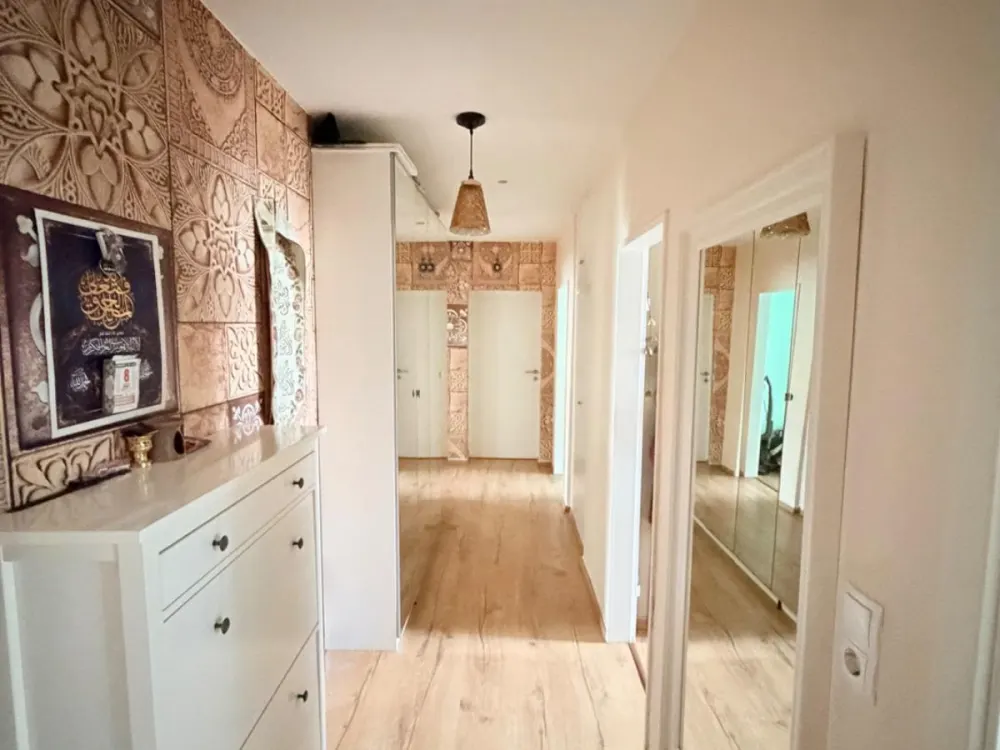 Stilvolle 3-Zimmer-Wohnung mit Balkon, Südstadt