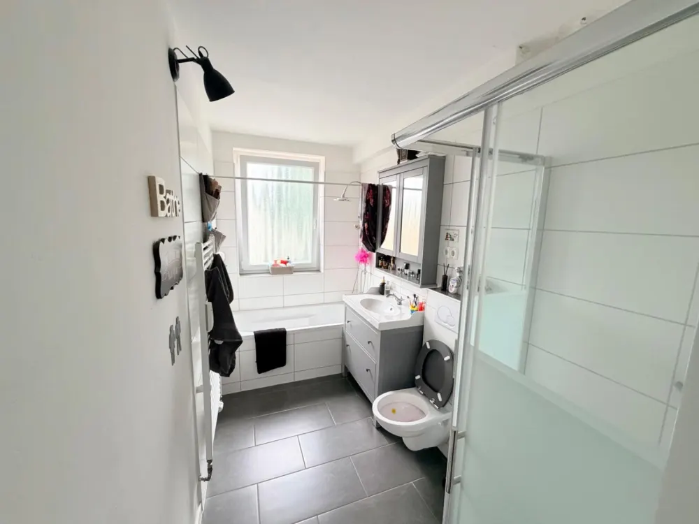 Stilvolle 3-Zimmer-Wohnung mit Balkon, Südstadt