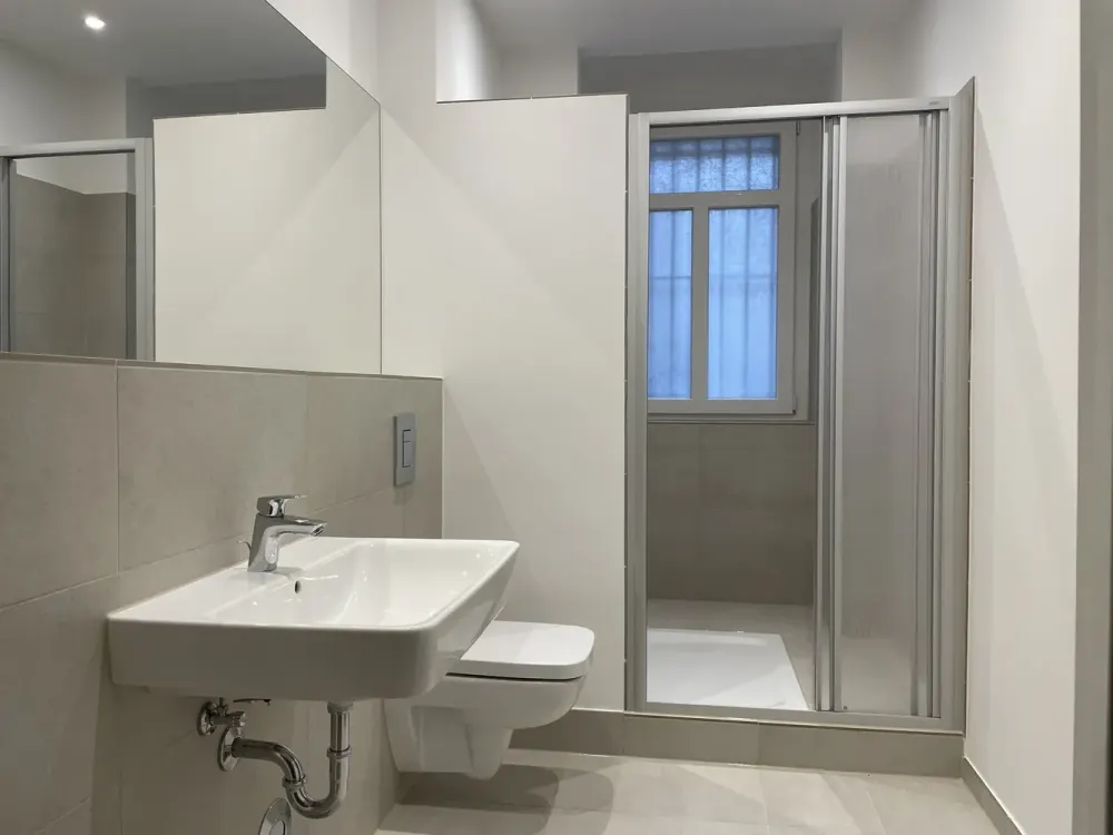 Erstbezug nach Sanierung, 3 Zimmer Wohnung mit EBK und Duschbad