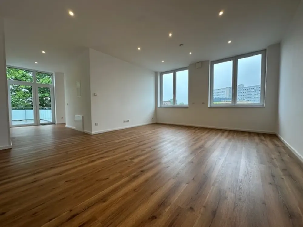 Barrierefreie Etagenwohnung mit großer Dachterrasse!