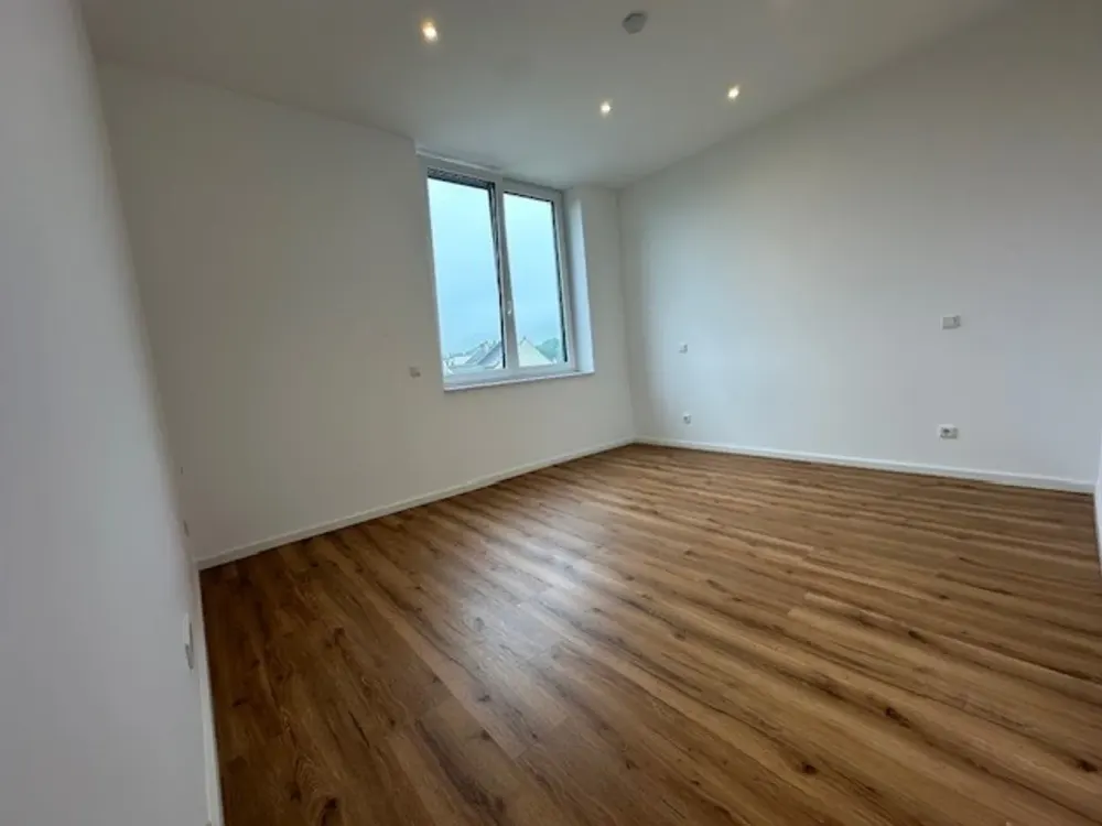 Barrierefreie Etagenwohnung mit großer Dachterrasse!