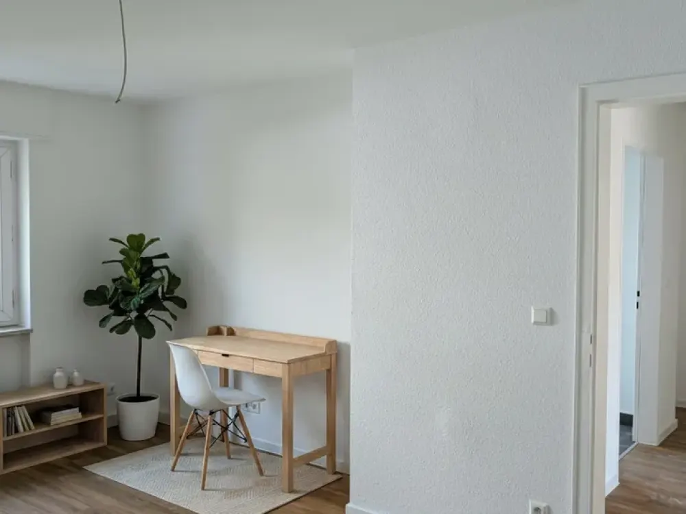 Modernized 3-Room Apartment