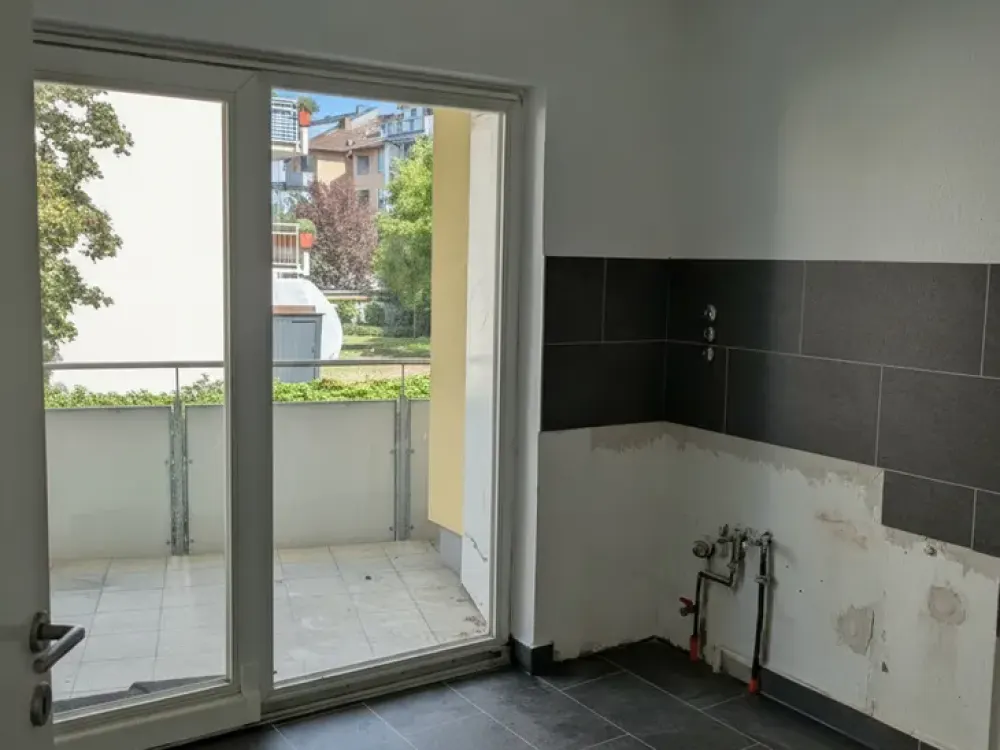 Modernized 3-Room Apartment