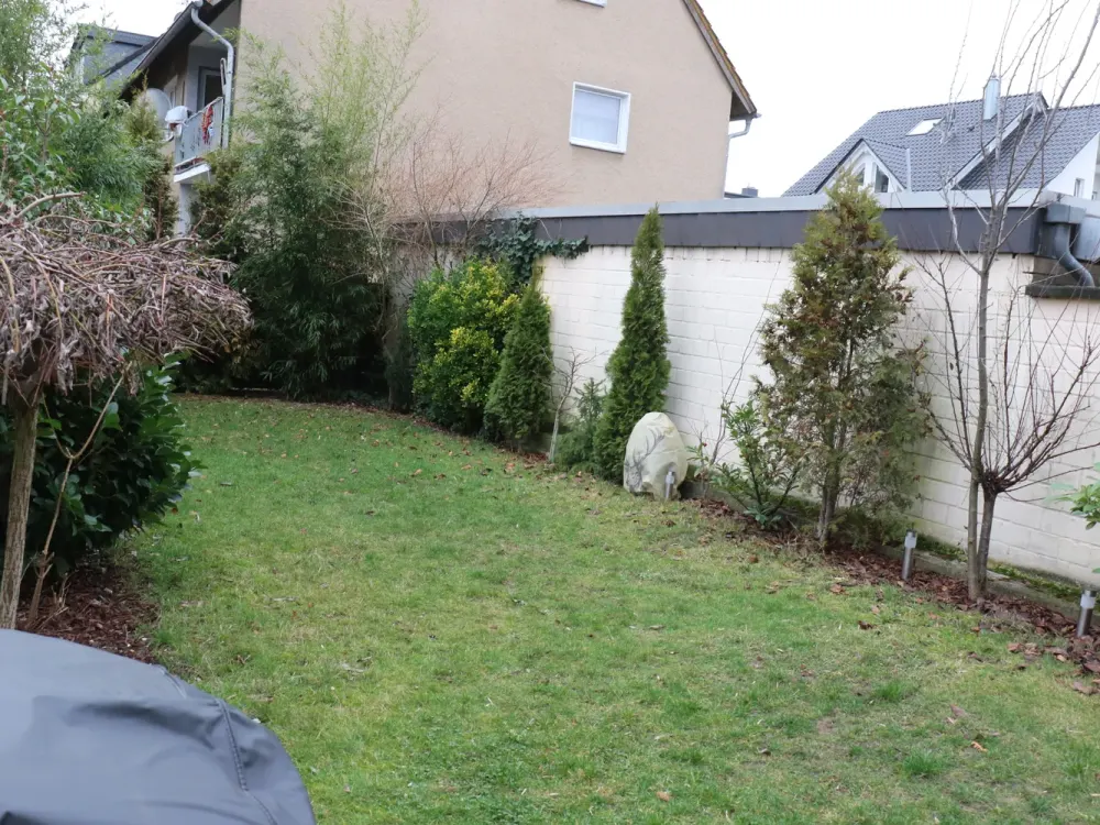 3-Zimmer-Wohnung mit Terrasse und Garten in Köln-Grengel