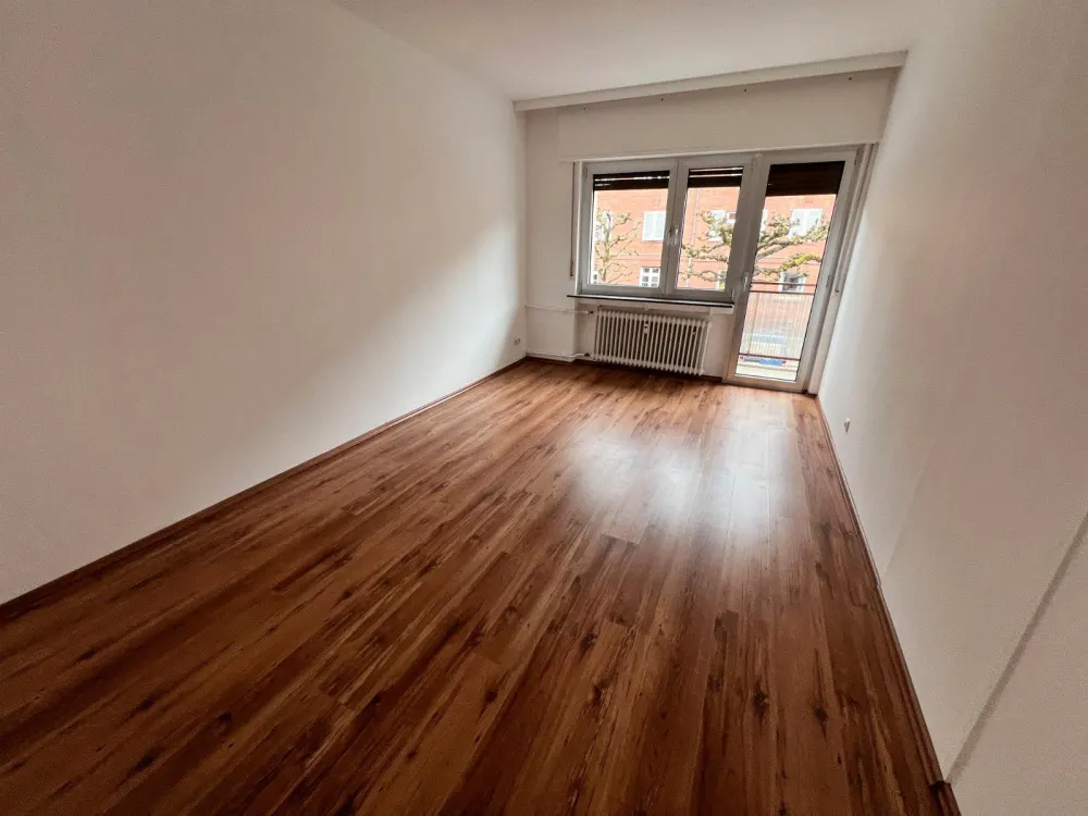 Nordend 3-Zimmer-Wohnung mit Balkon