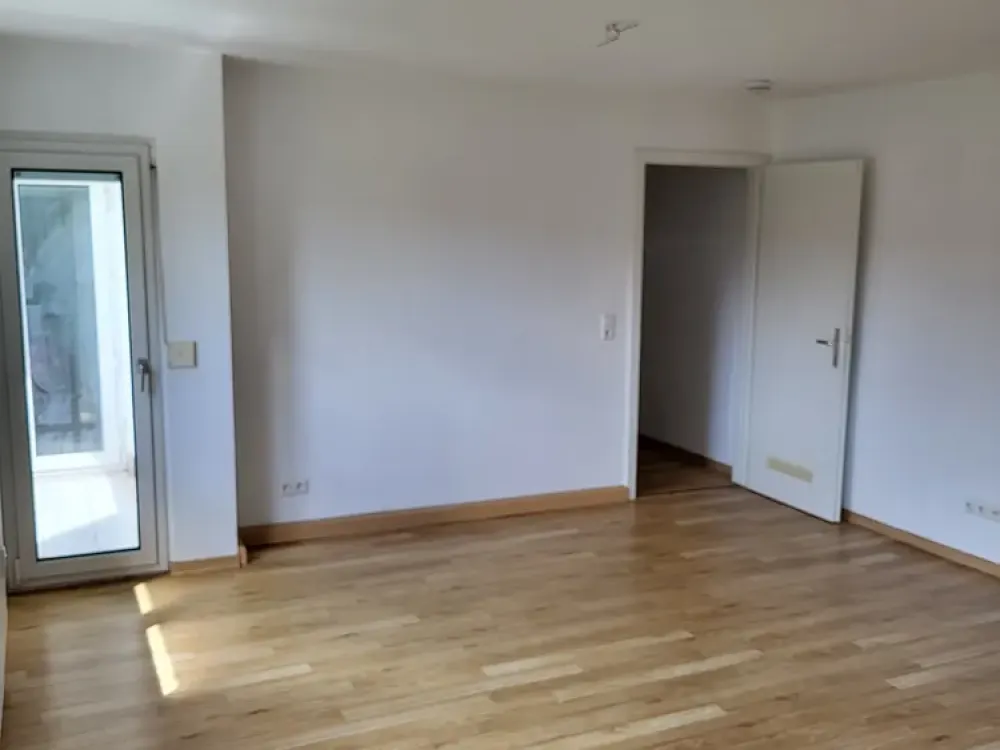 Große 2 Zimmerwohnung mit Blick ins Grüne