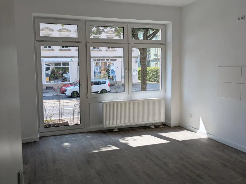 neu sanierte 4 Zimmer Wohnung im EG mit 2 Bäder + Austritt! #KD62