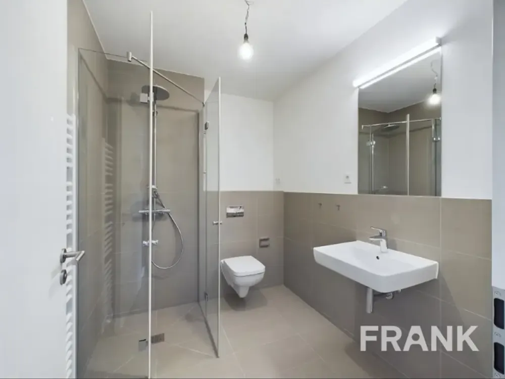 Traumhafte 5-Zimmer- Maisonette-Wohnung mit Dachterrasse in Norderstedt