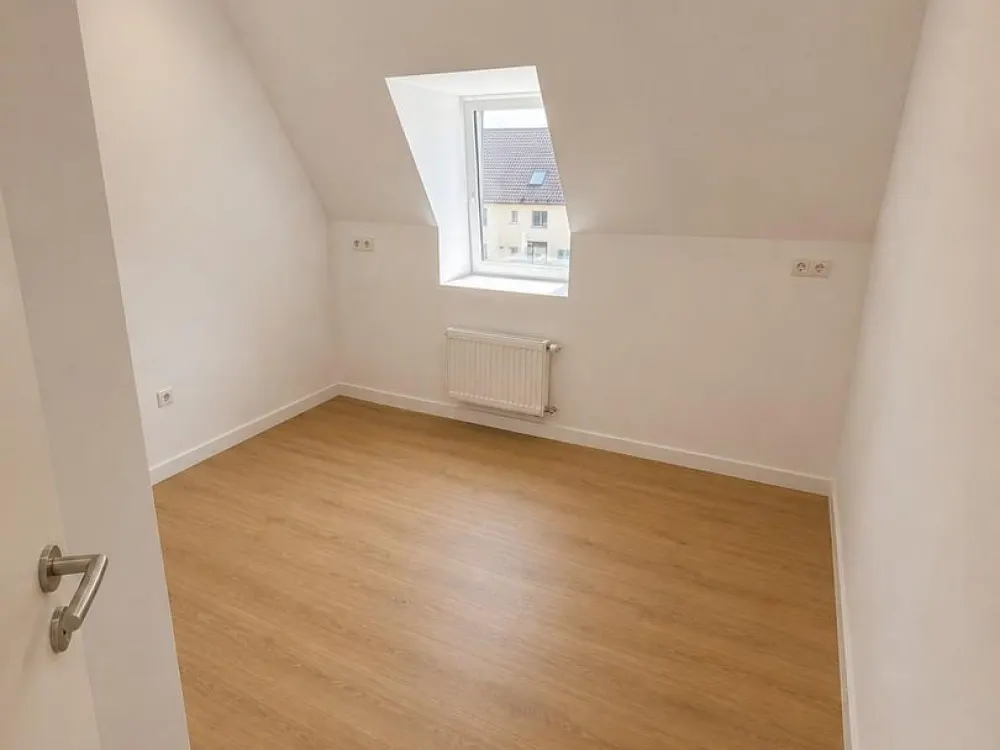 Moderne 3-Zimmer-Dachgeschosswohnung mit hochwertiger Ausstattung in Top-Lage von Heroldsberg