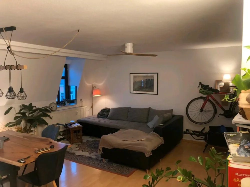 geräumige 2 Raum Wohnung von Nov.-März