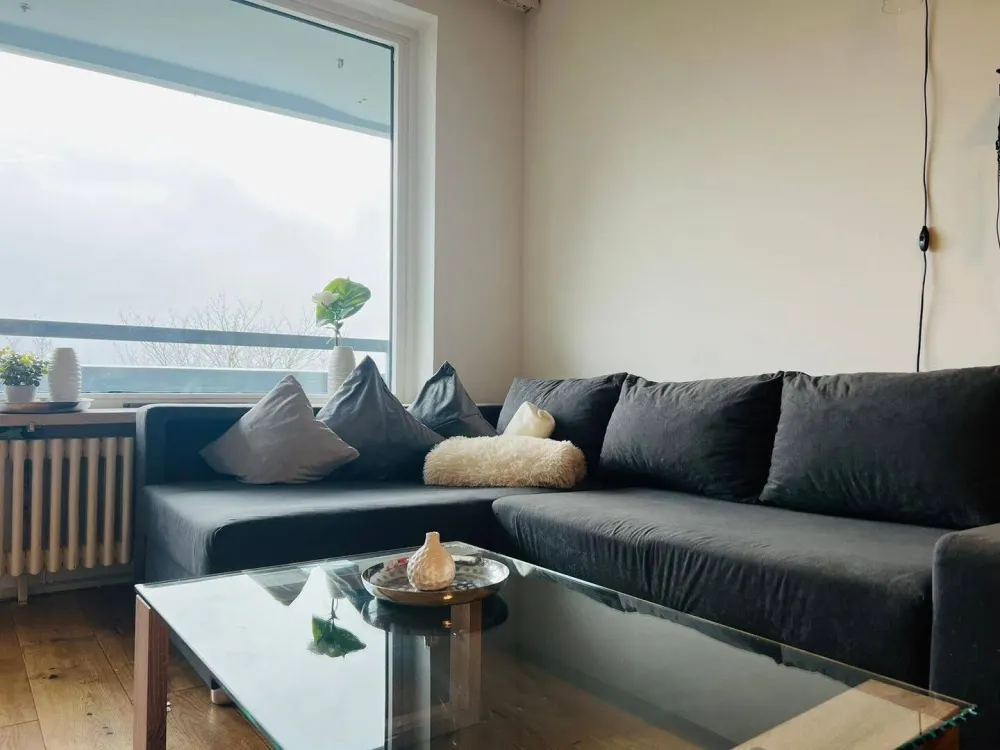 Geräumige 1-Zimmer-Wohnung mit Balkon und Einbauküche in München
