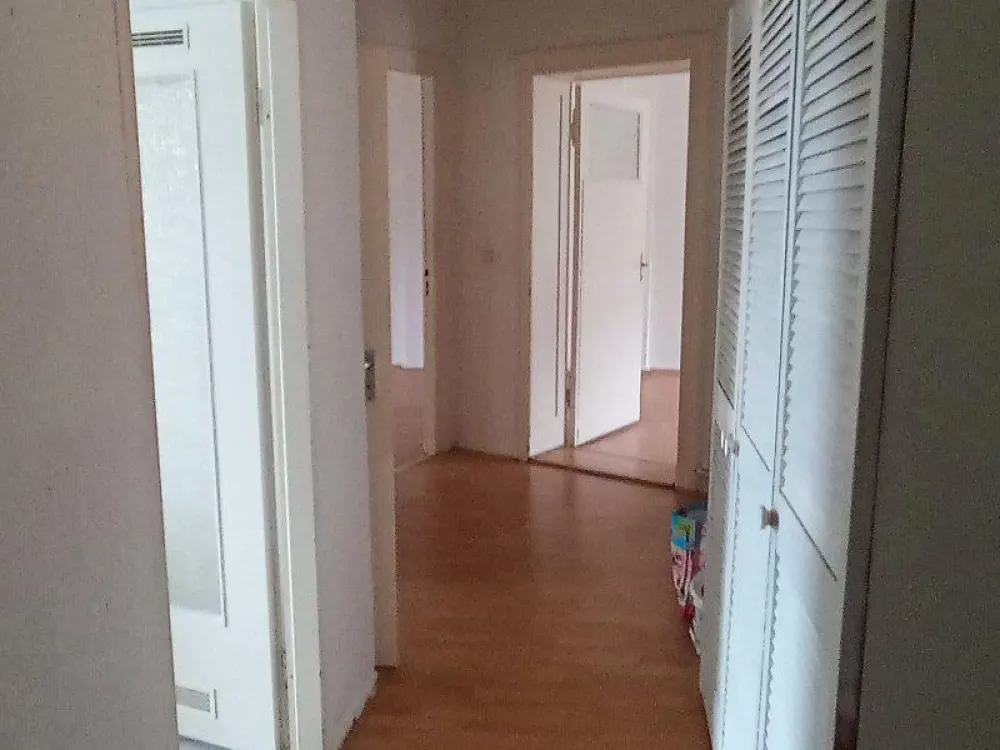 Viel Platz in 2 Zimmern und Balkon in Berlin Reinickendorf