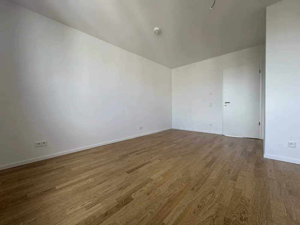 Smarter Living: 2-Room Apartment with Balcony and View over Leipzig in First Occupancy