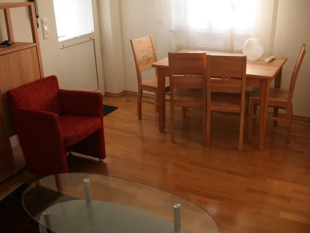 Kleine, möblierte Zweitwohnung ideal für Pendler (1 Person)