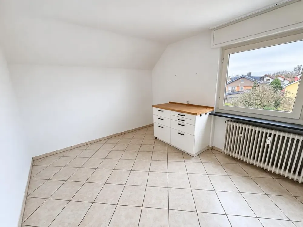 7051 - Gut geschnittene 2-Zimmerwohnung mit großer Wohnküche in ruhiger Wohnlage!