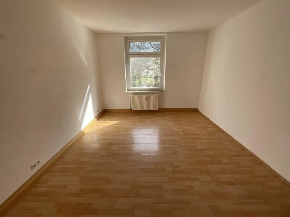 Available Immediately! 2-Room Apartment in Dortmund Bövinghausen