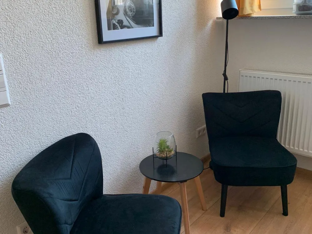 möbliertes Appartement, monatlich 790,-EUR zzgl. Nebenkosten