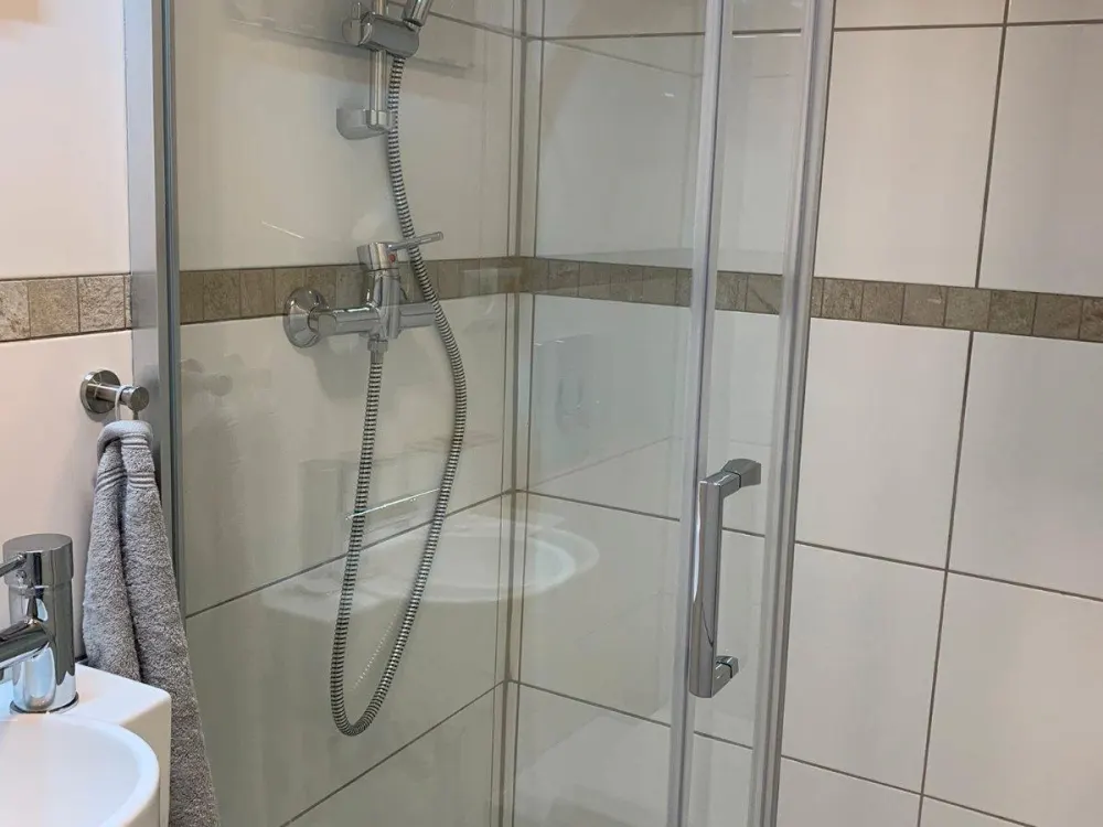 möbliertes Appartement, monatlich 790,-EUR zzgl. Nebenkosten