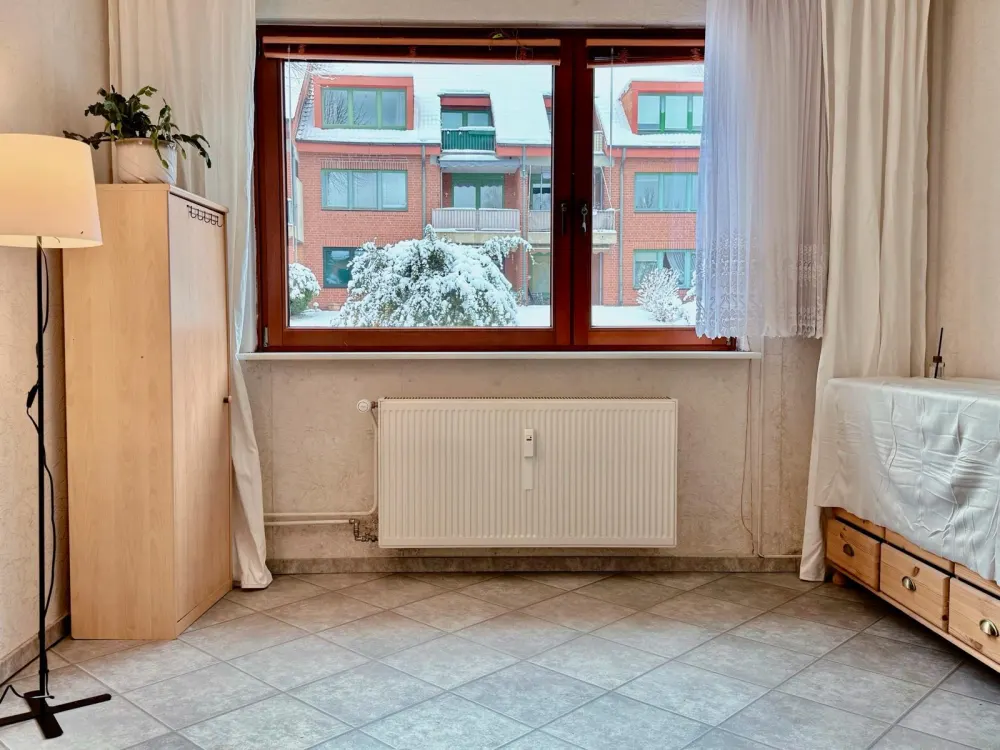 Möblierstes schönes Zimmer in WG zu vermieten AB September