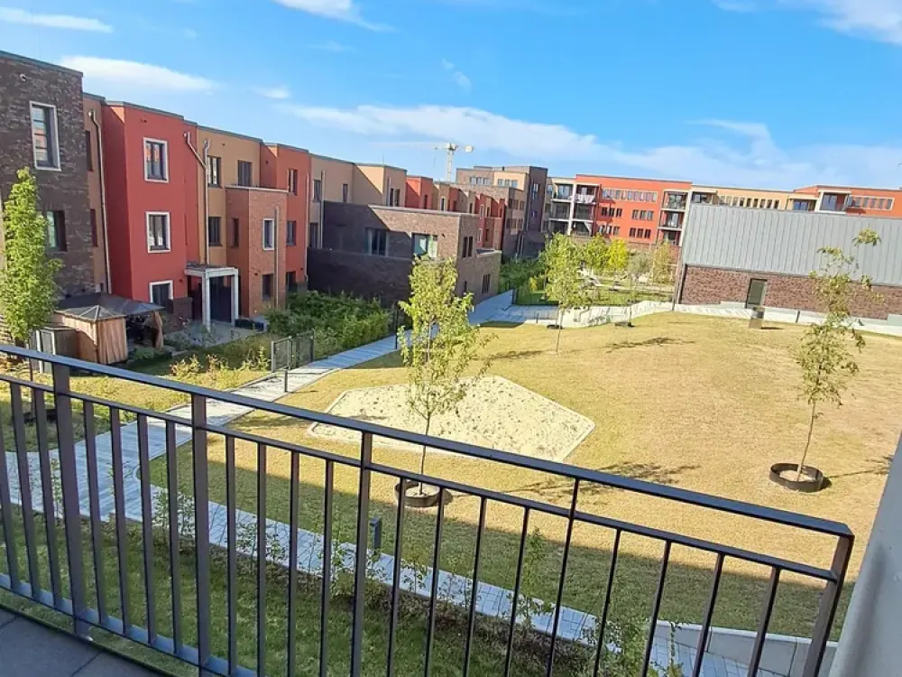 Spacious 4-Room Apartment with 2 Balconies - Move In and Feel at Home!