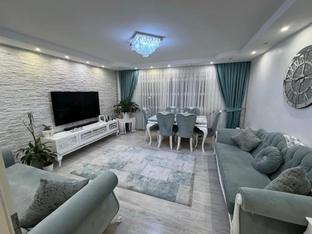 3-Zimmer-Wohnung mit Balkon in Nürnberg, St. Leonhard