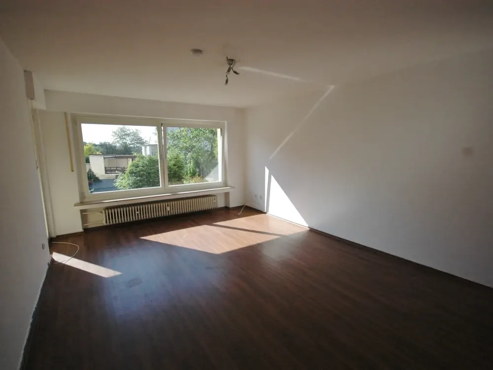 3-Zimmer mit Balkon in Bergisch Gladbach / Hebborn
