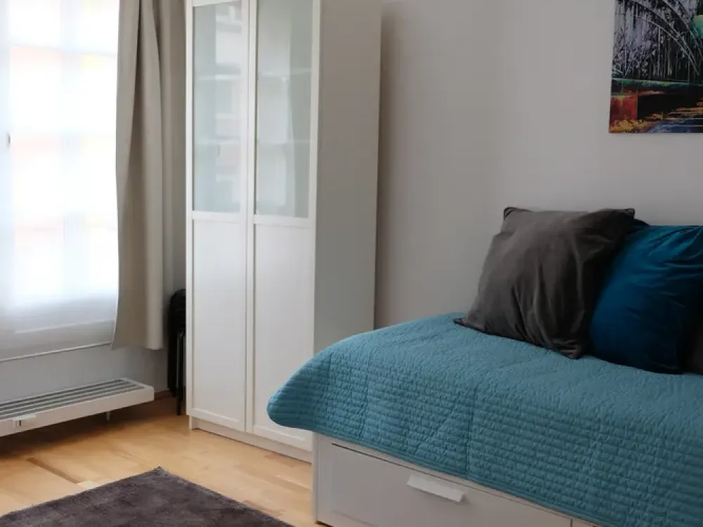 In the Heart of Cologne - Upscale Shared Apartment Room (16 sqm) with Large Balcony!